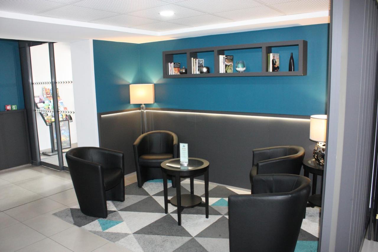 Akena Aeroport Charles De Gaulle - Witz 3* Saint-Witz