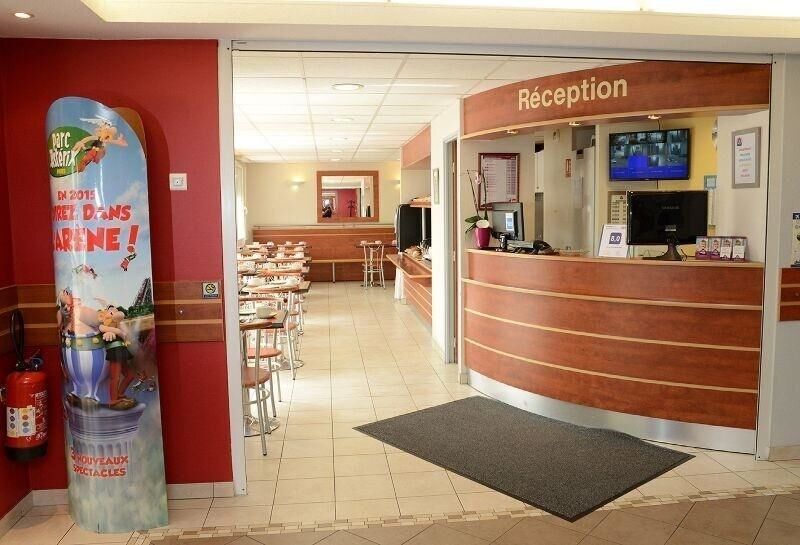 Hotel Akena Aeroport Charles De Gaulle - Witz 3*