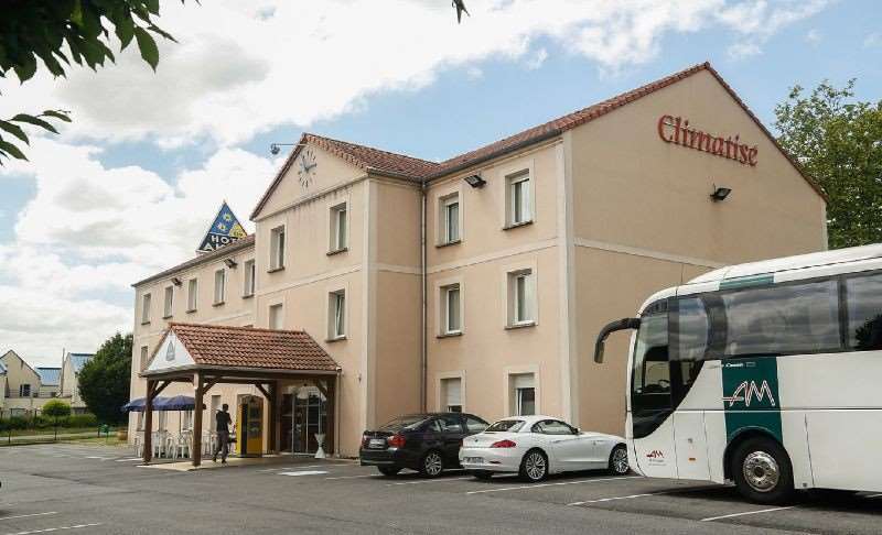 Akena Aeroport Charles De Gaulle - Witz 3*